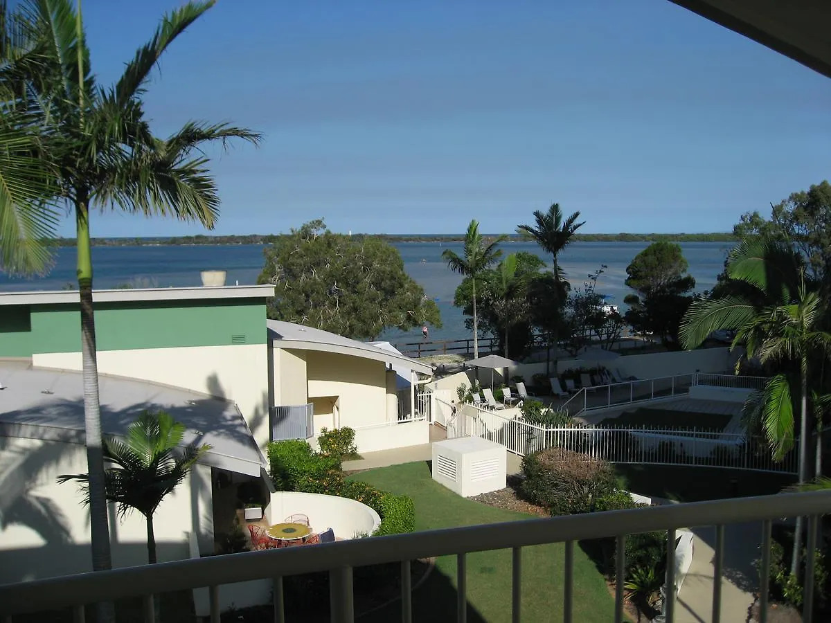 Moorings Beach Resort Caloundra 4*,  Australia