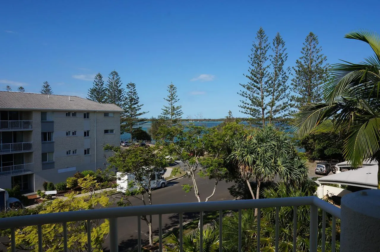 Moorings Beach Resort Caloundra