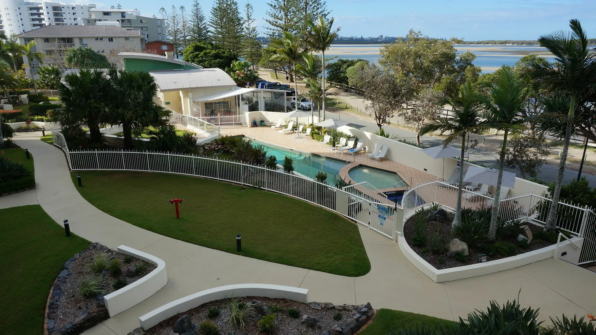 Moorings Beach Resort Caloundra